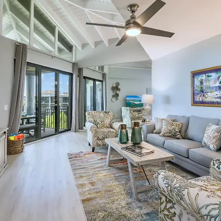Suite Sanctuary By Last Key Realty